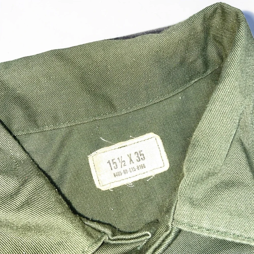 Vintage 80s US Air Force Utility Shirt Mens 15.5x35 Green Military Patches OG507